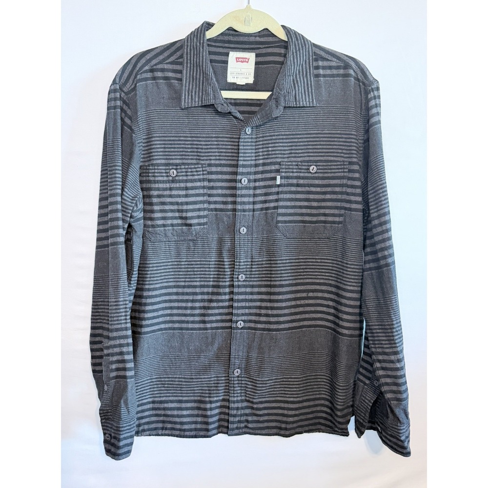 Levis Mens Large Gray Button Up Shirt Striped Casual Travel Regular Fit